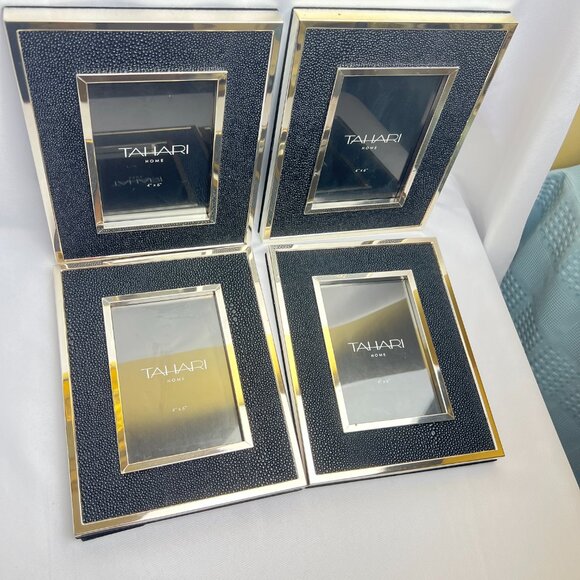 Tahari Frames Set of Four NEW Black & Silver 4x6 Photos Black Velvet Backing - Picture 2 of 11